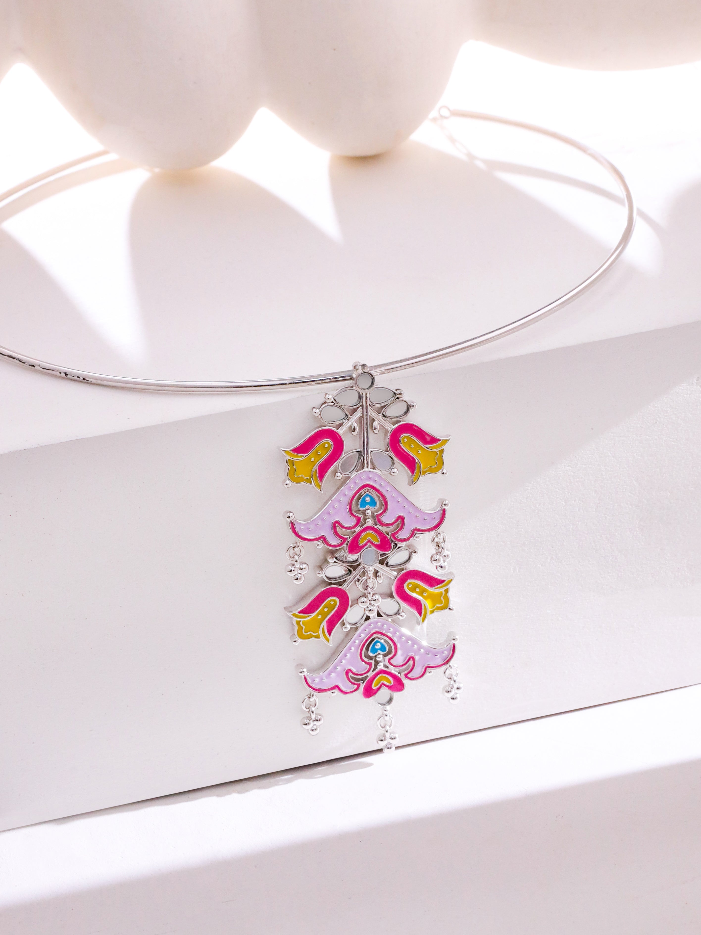 Fleeting Flora Hasli Pendant Necklace